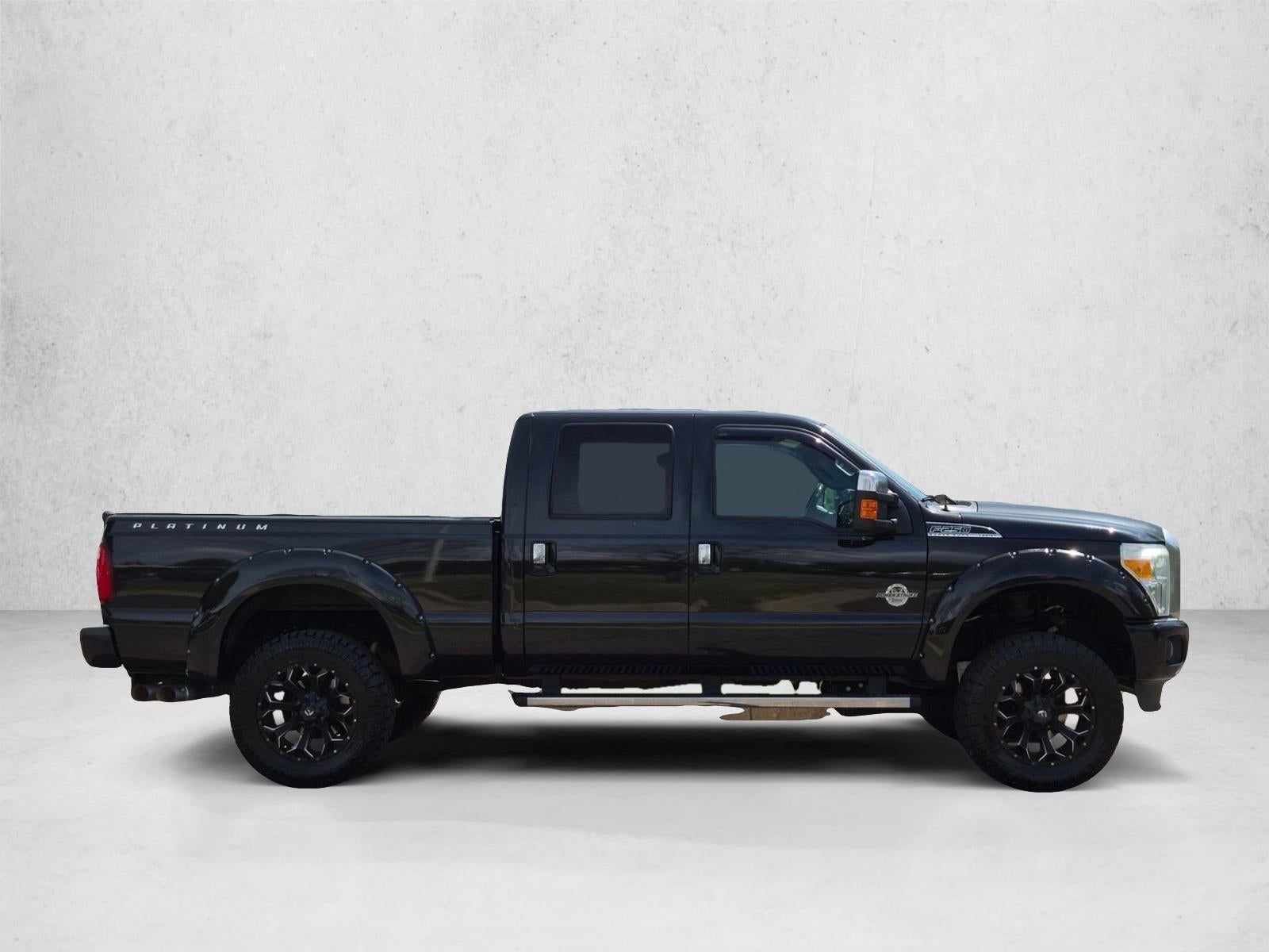 2015 Ford Super Duty F-250 SRW Lariat