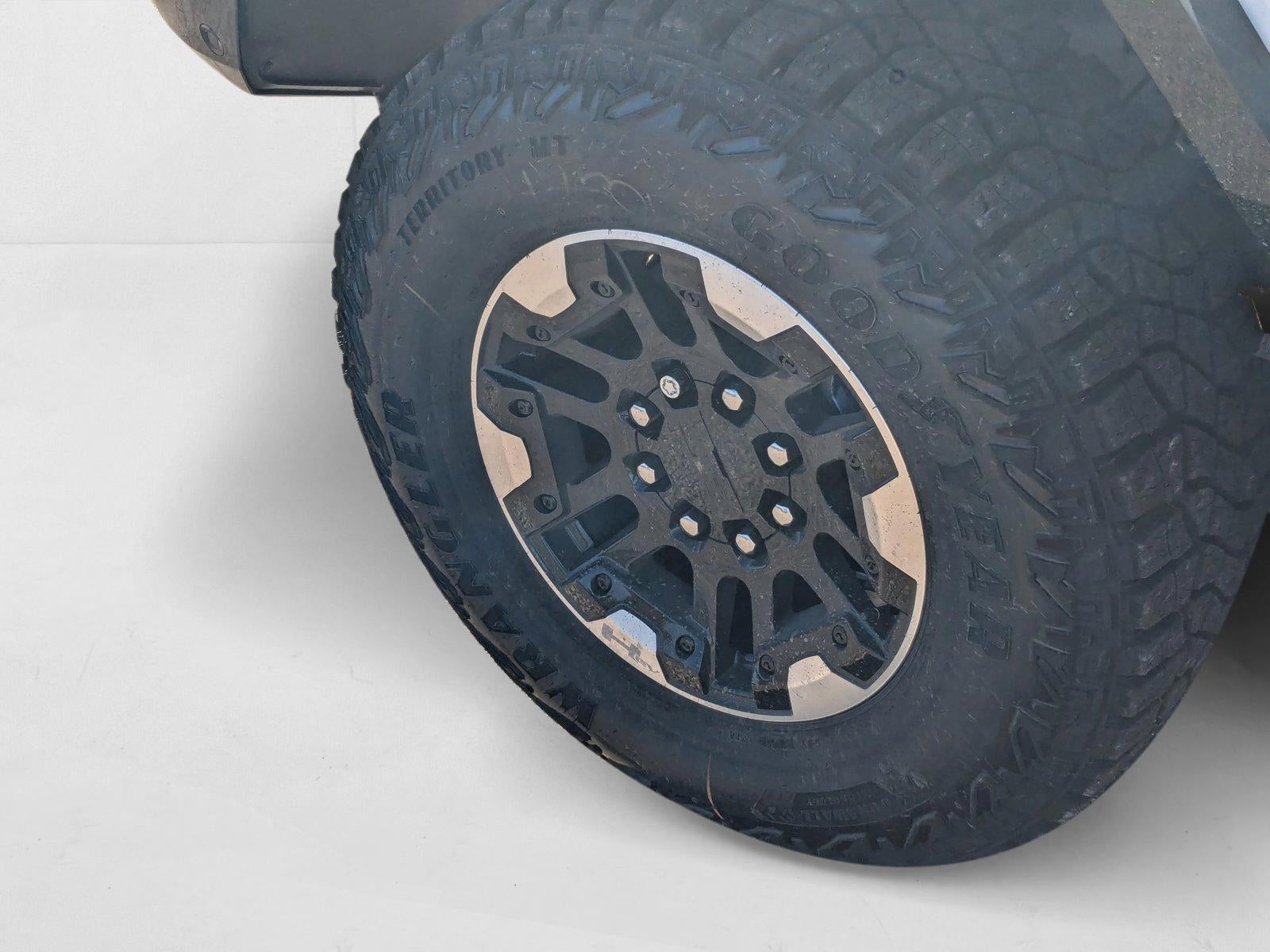 2025 GMC HUMMER EV SUV 2X