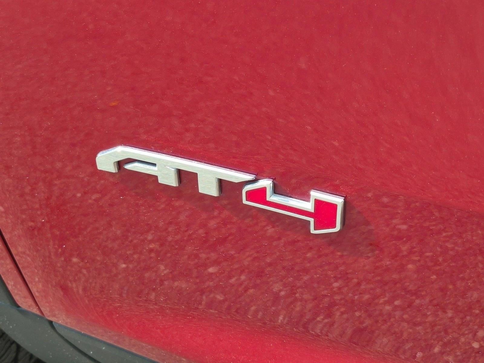 2025 GMC Acadia AT4