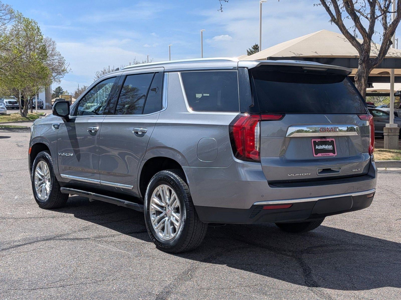 2022 GMC Yukon SLT