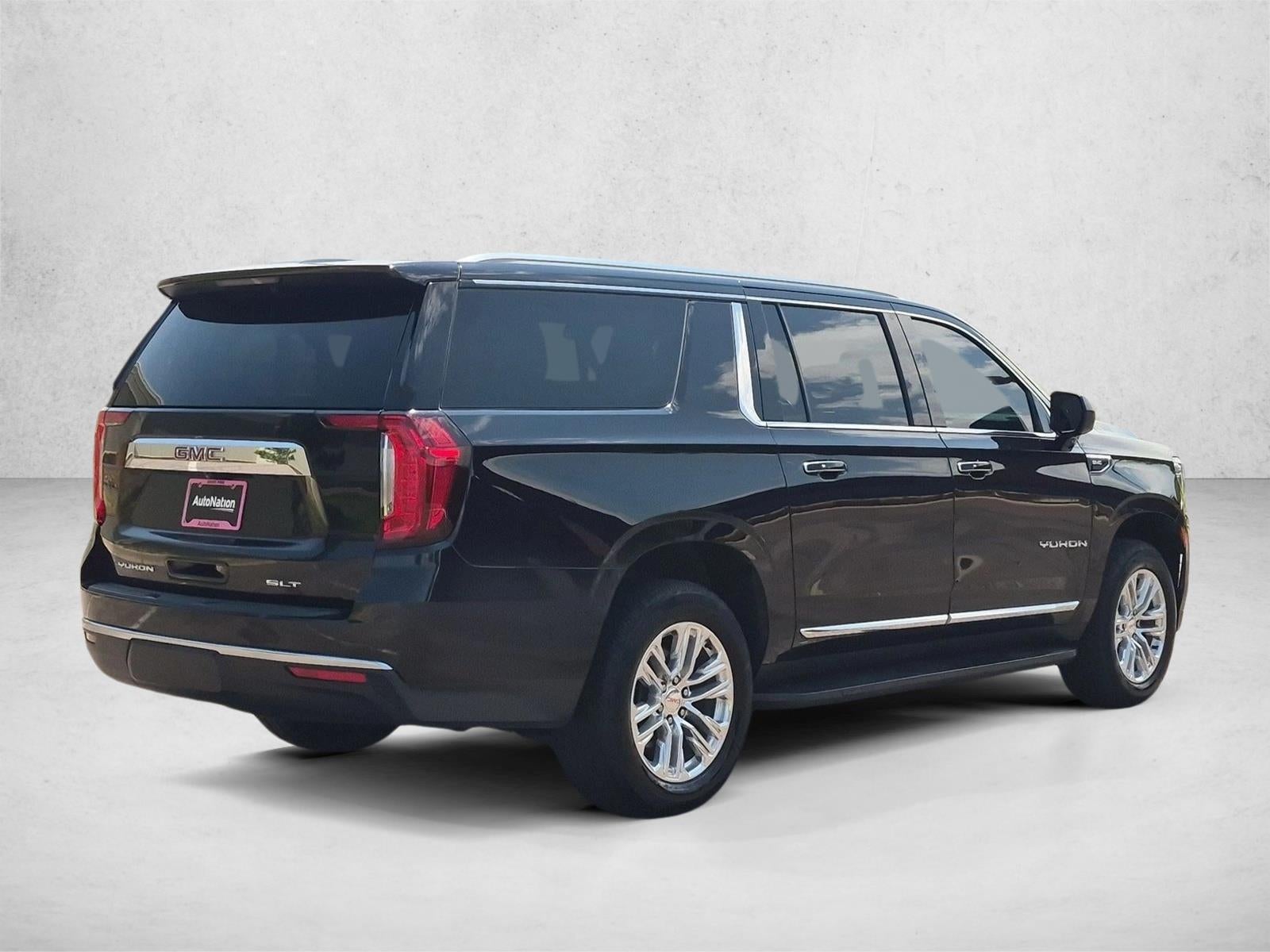 2023 GMC Yukon XL SLT