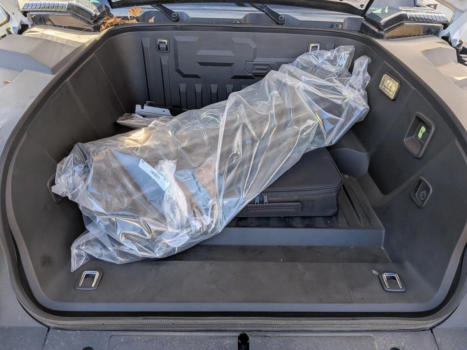 2025 GMC HUMMER EV SUV 2X