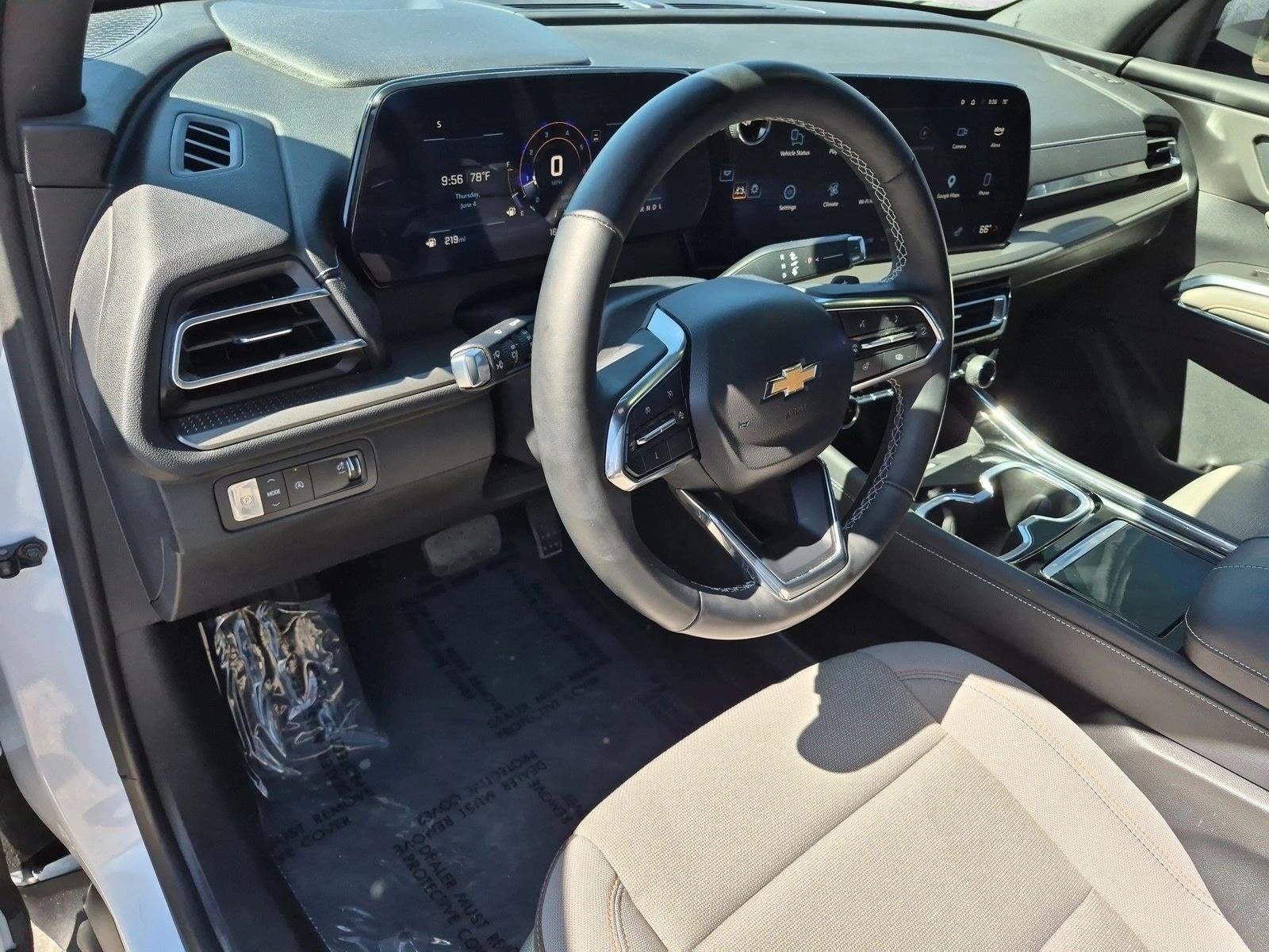 2024 Chevrolet Traverse LT