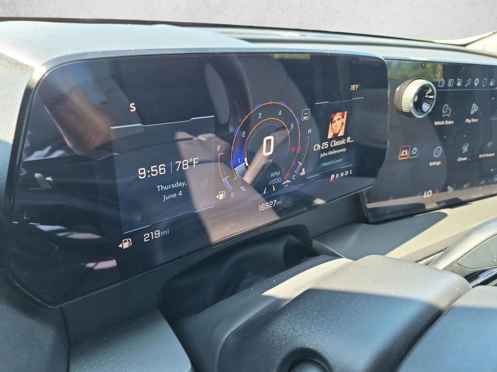 2024 Chevrolet Traverse LT