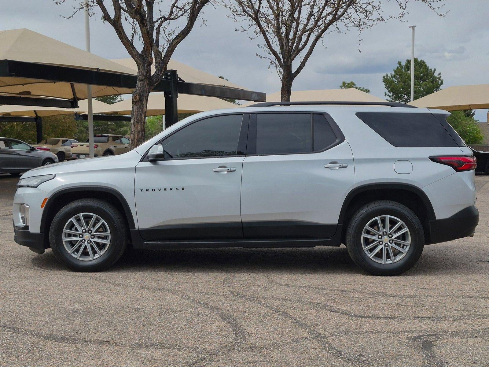 2022 Chevrolet Traverse LT Leather