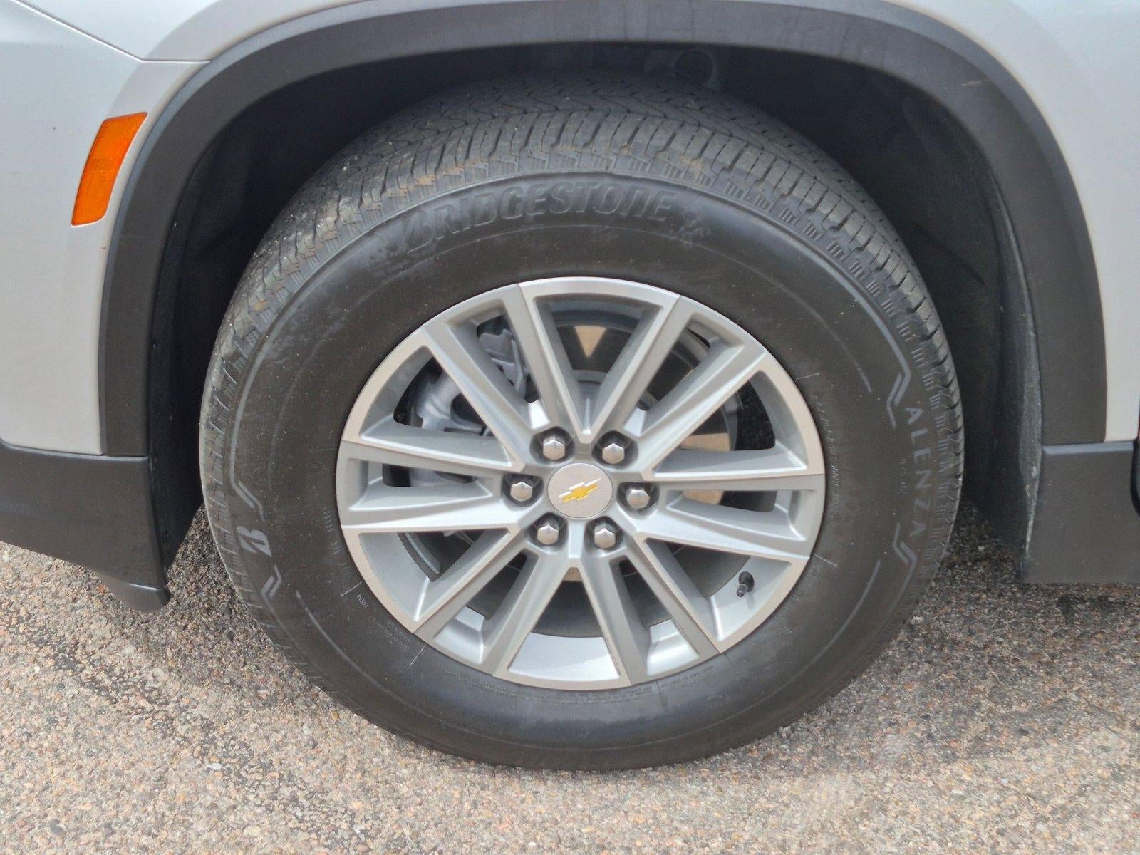 2022 Chevrolet Traverse LT Leather