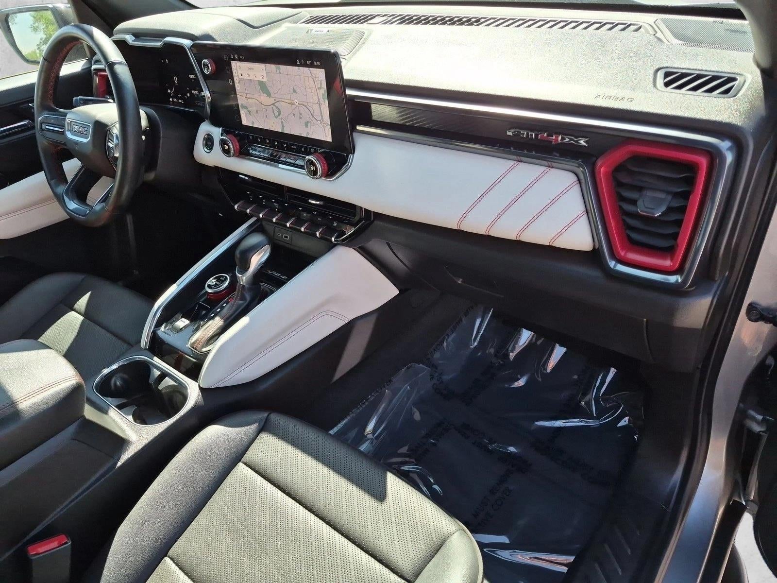 2025 GMC Canyon AT4