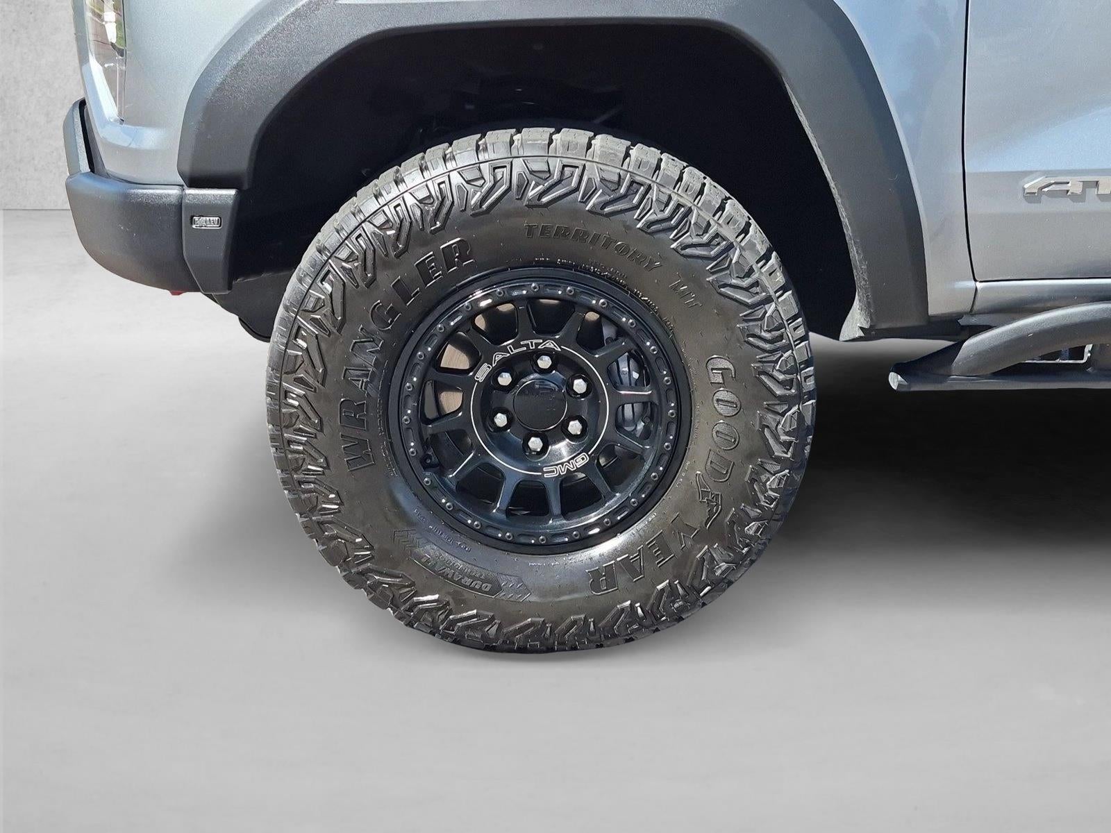 2025 GMC Canyon AT4
