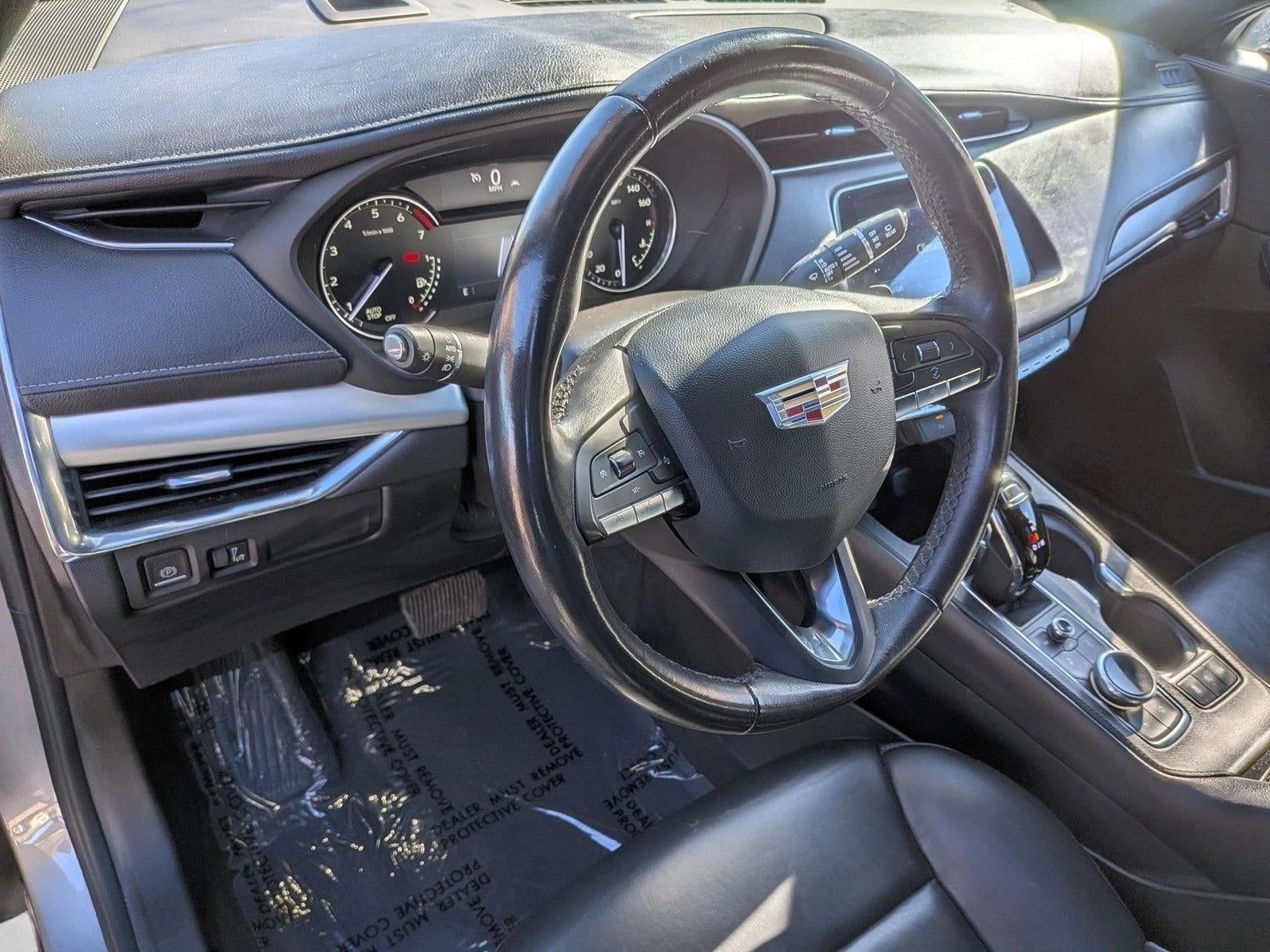 2023 Cadillac XT4 Premium Luxury