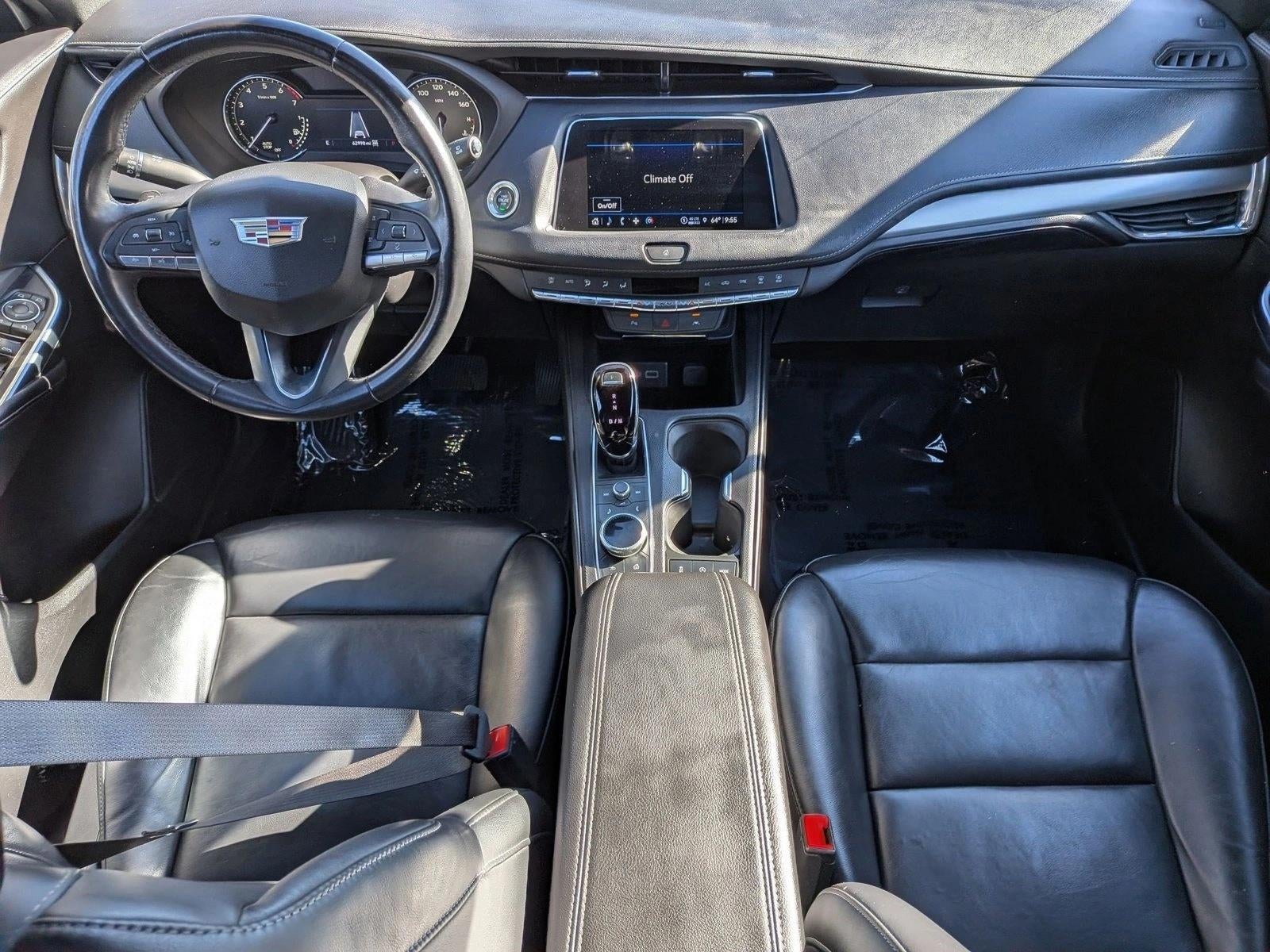 2023 Cadillac XT4 Premium Luxury