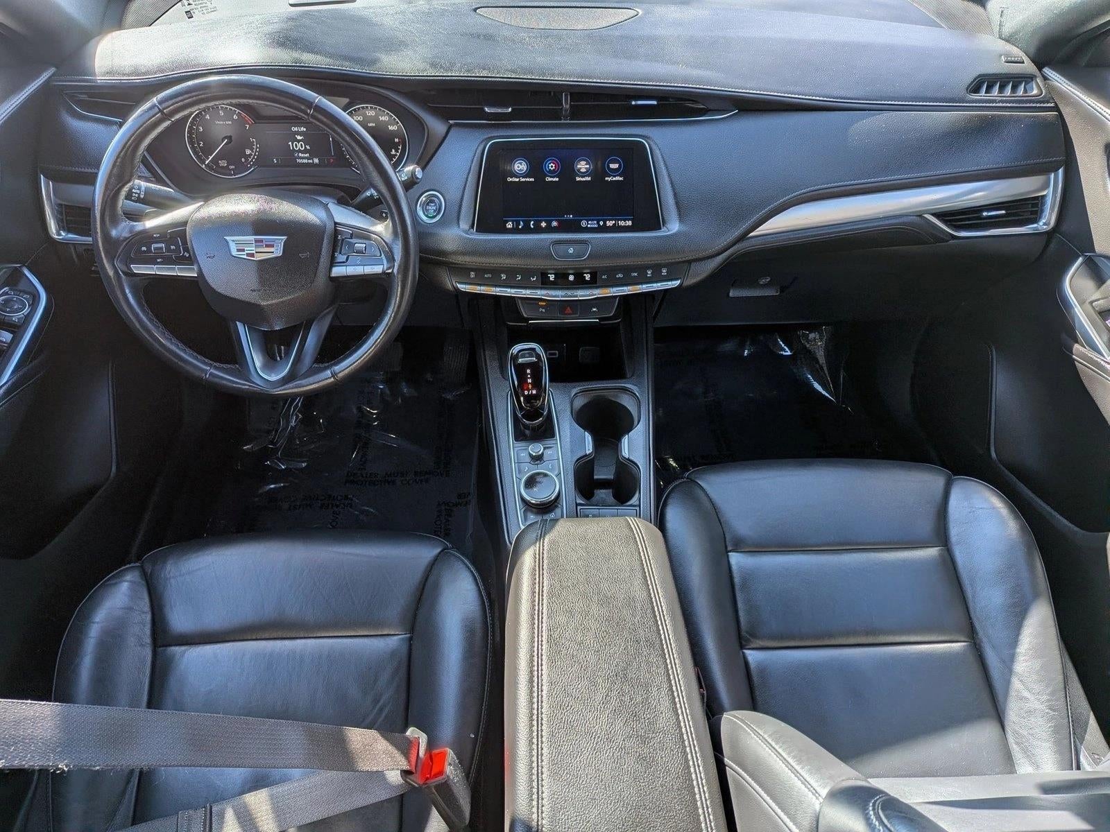 2023 Cadillac XT4 Premium Luxury