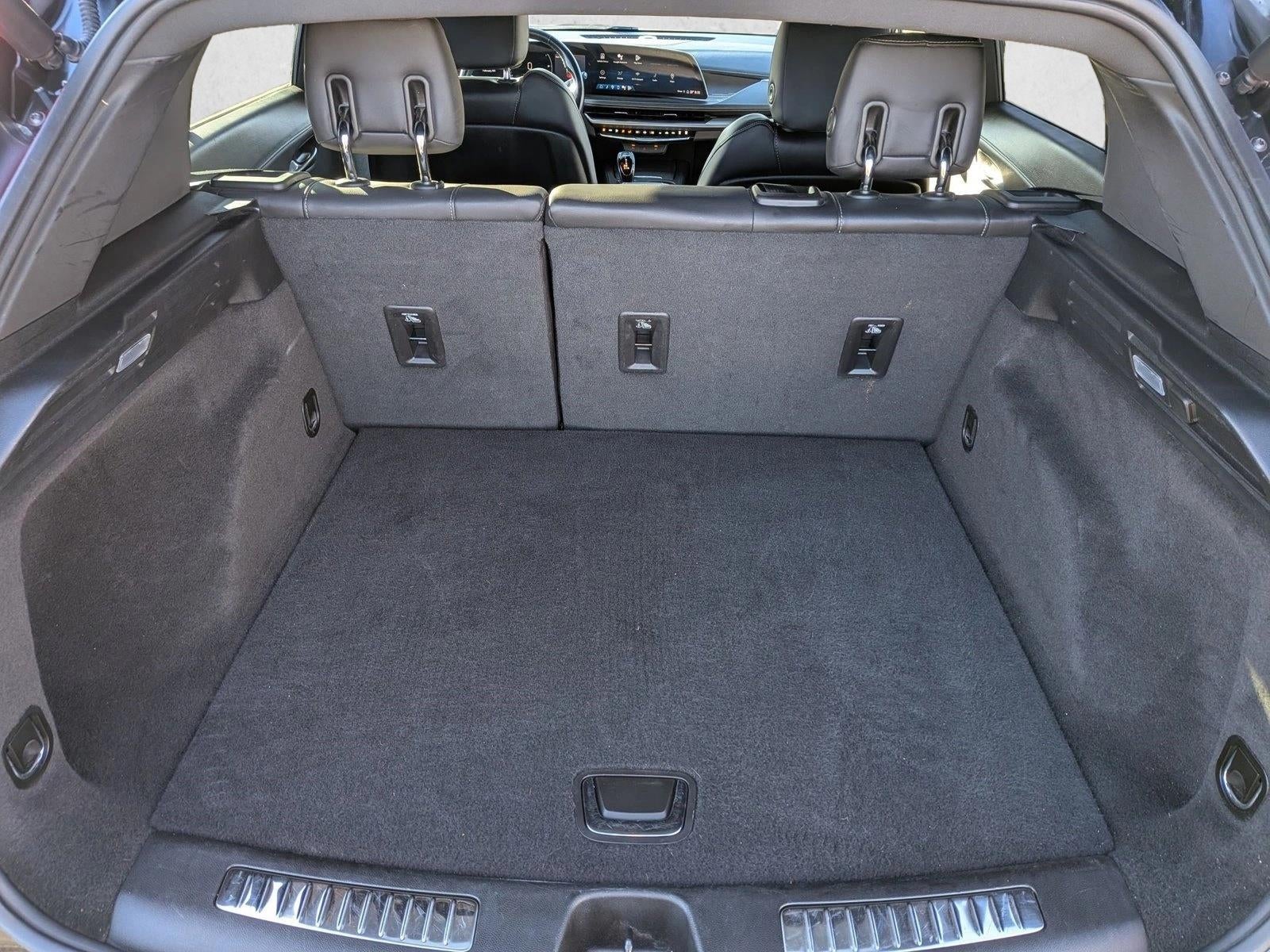 2024 Cadillac XT4 Premium Luxury