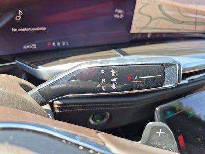 2025 Cadillac Escalade Premium Luxury