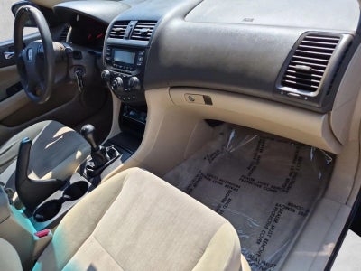 2004 Honda Accord Sdn LX