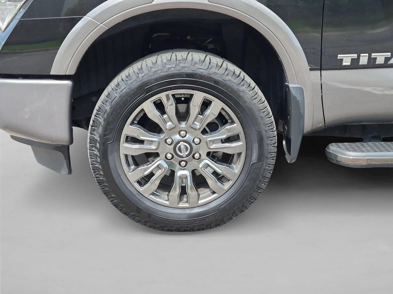 2019 Nissan TITAN XD Platinum Reserve Gas
