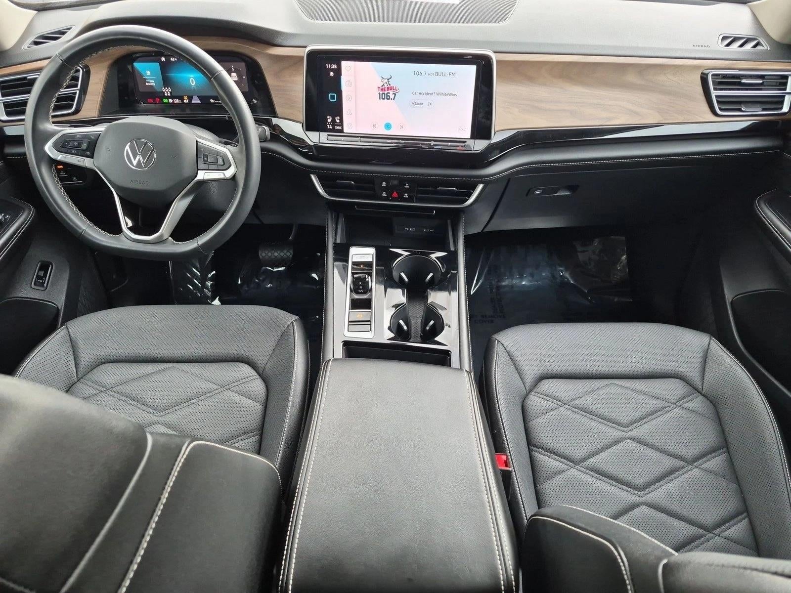 2024 Volkswagen Atlas 2.0T SE w/Technology