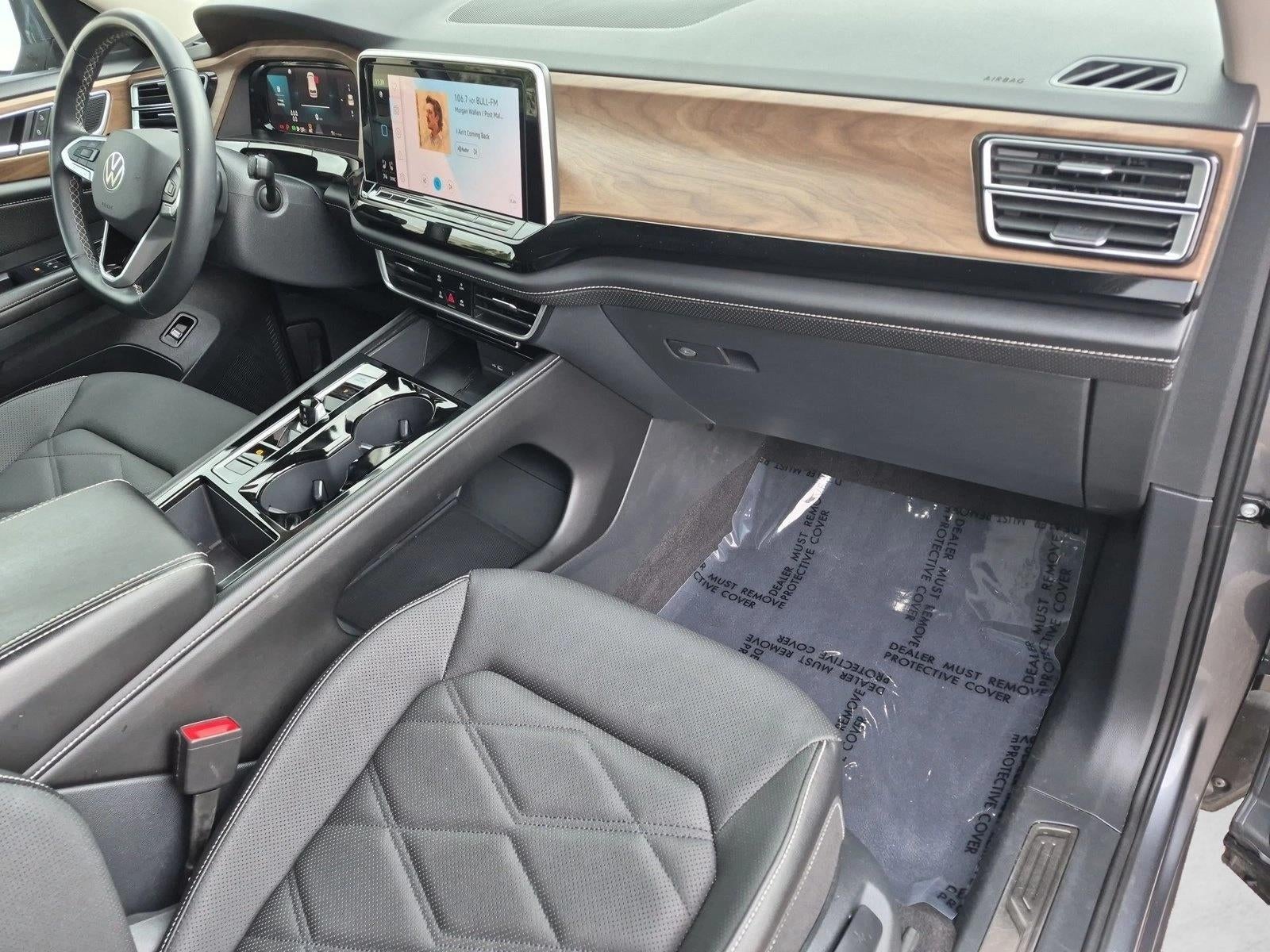 2024 Volkswagen Atlas 2.0T SE w/Technology