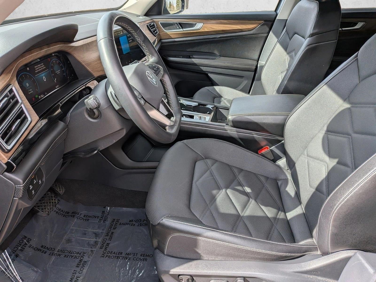 2024 Volkswagen Atlas 2.0T SE w/Technology