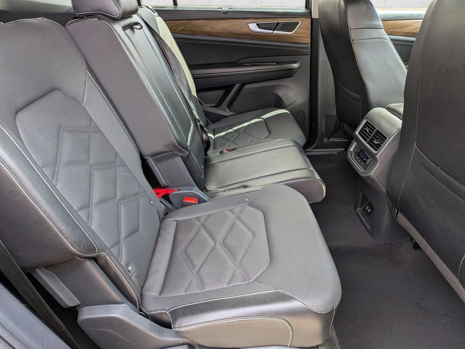 2024 Volkswagen Atlas 2.0T SE w/Technology