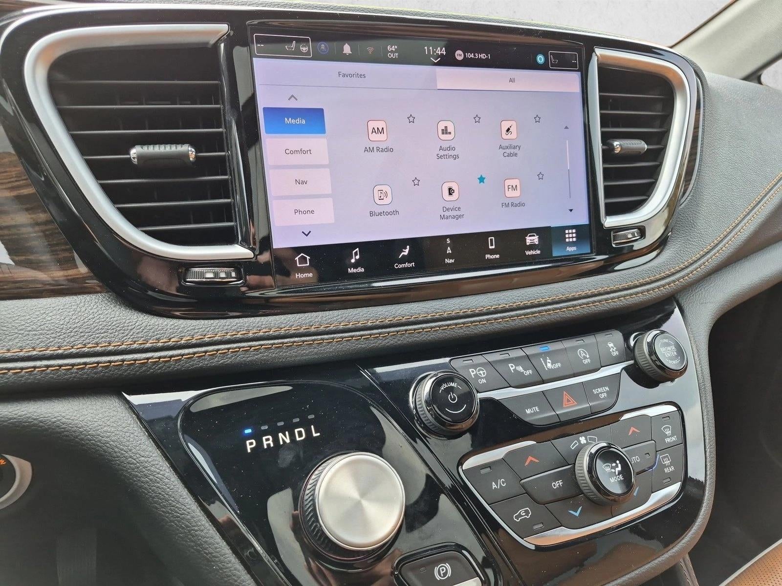 2023 Chrysler Pacifica Pinnacle AWD