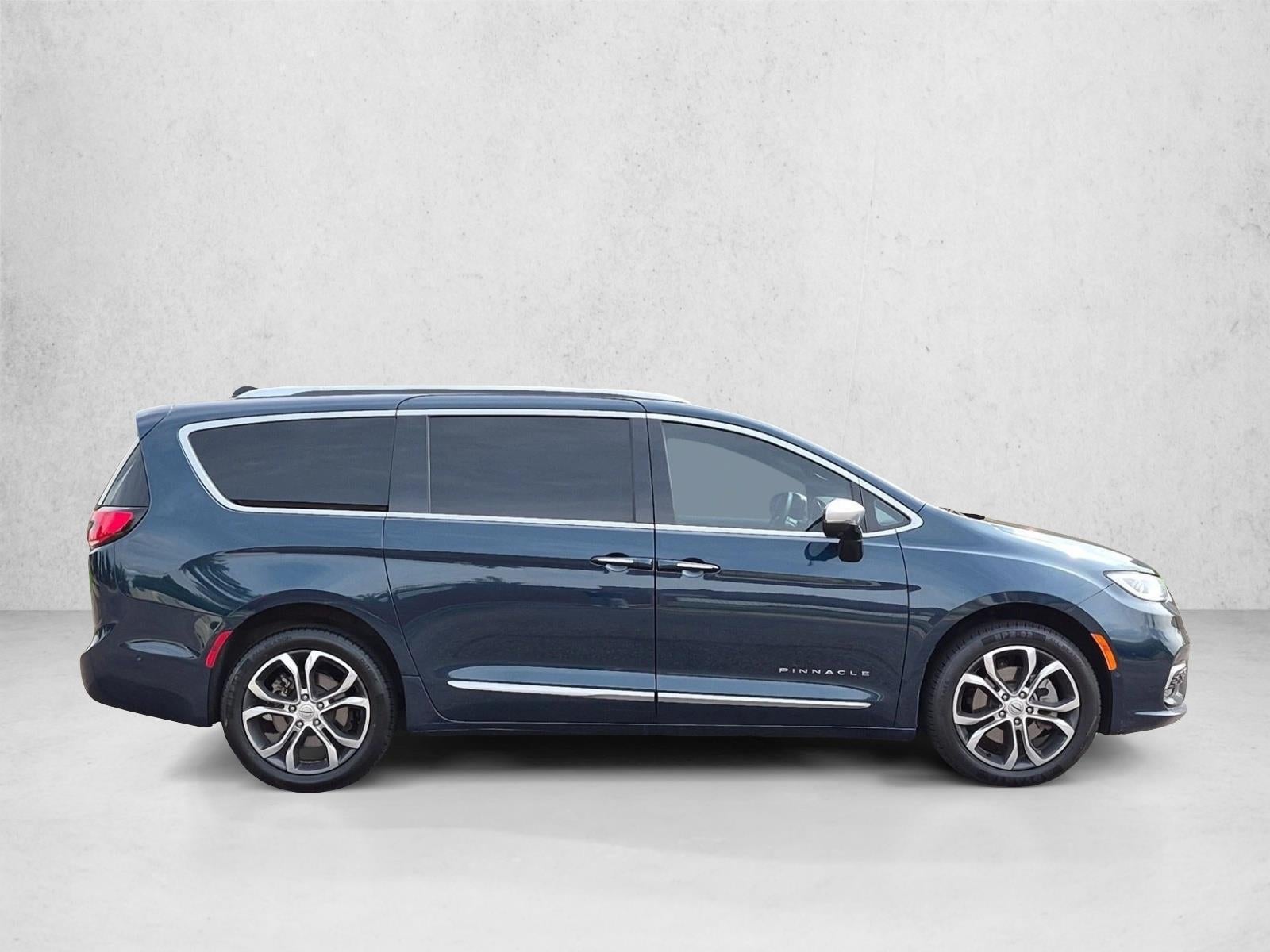 2023 Chrysler Pacifica Pinnacle AWD