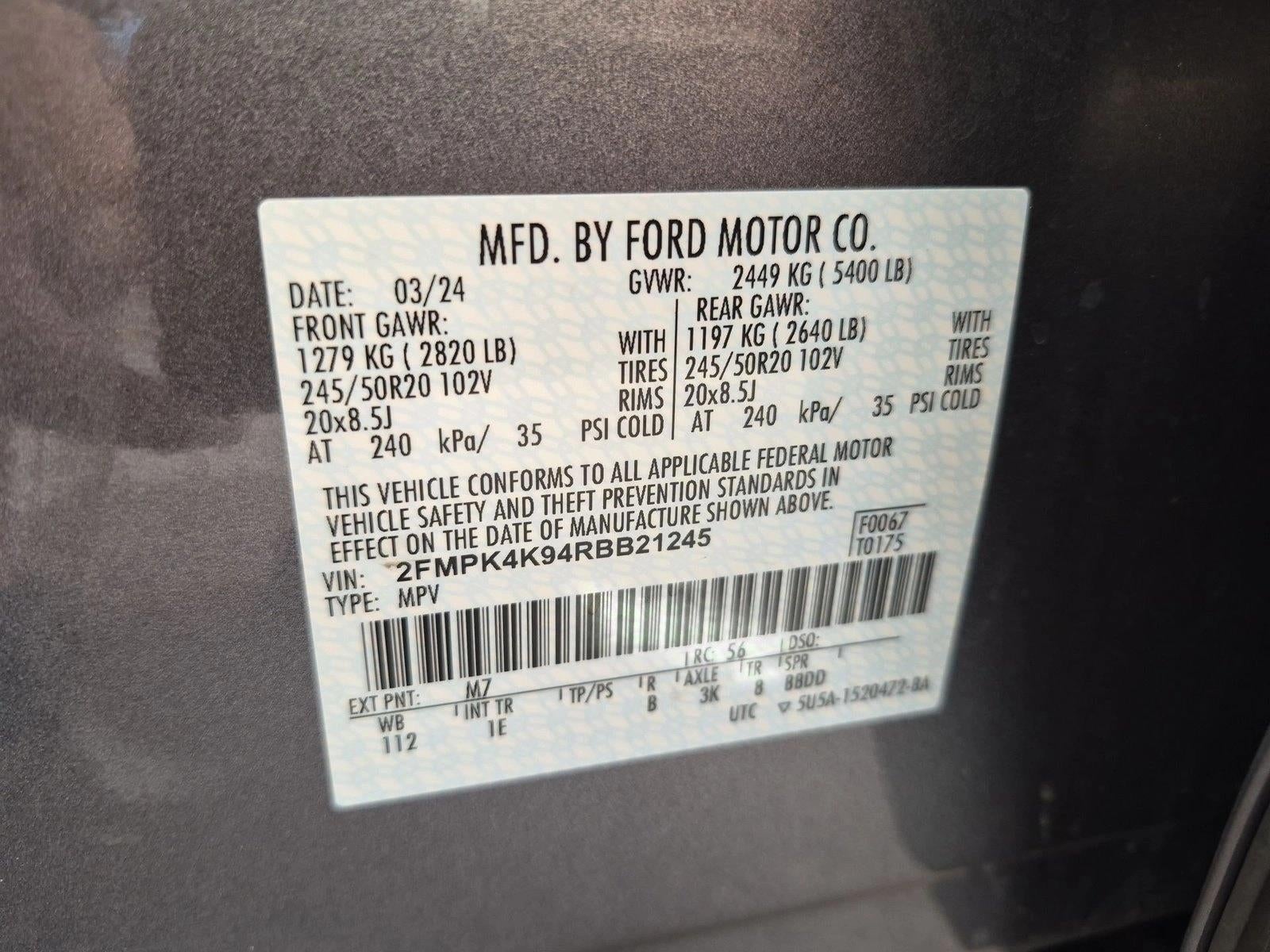 2024 Ford Edge Titanium