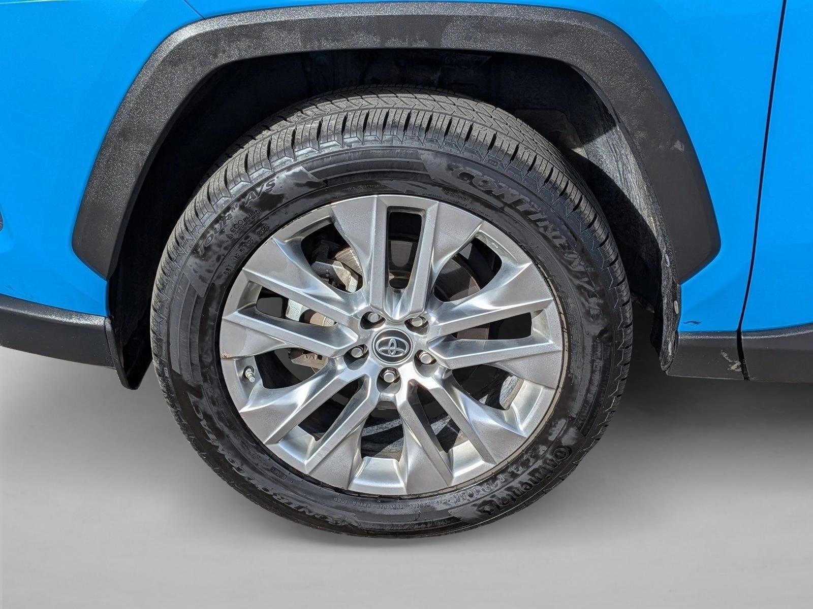 2019 Toyota RAV4 XLE Premium