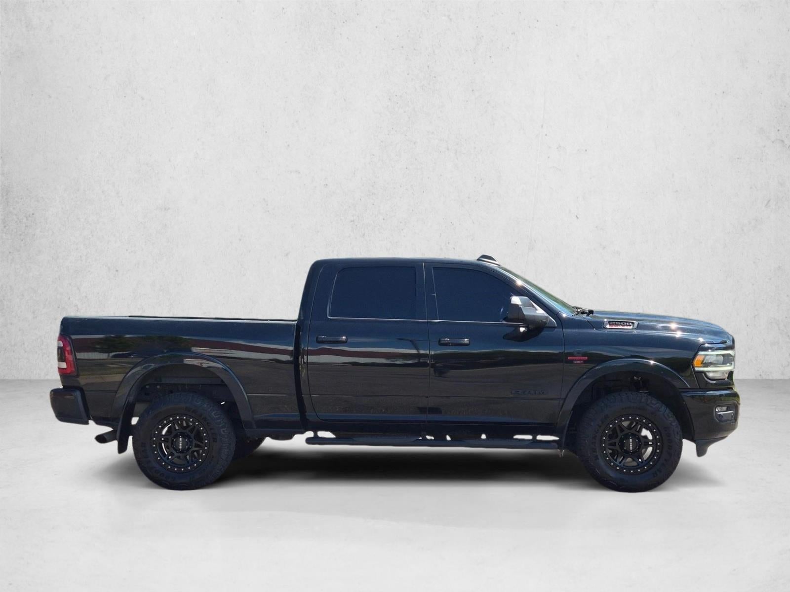 2022 RAM 2500 Laramie Crew Cab 4x4 6'4" Box