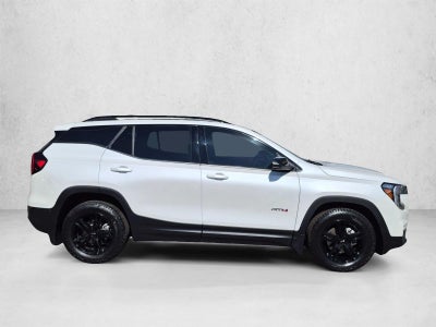 2024 GMC Terrain AT4