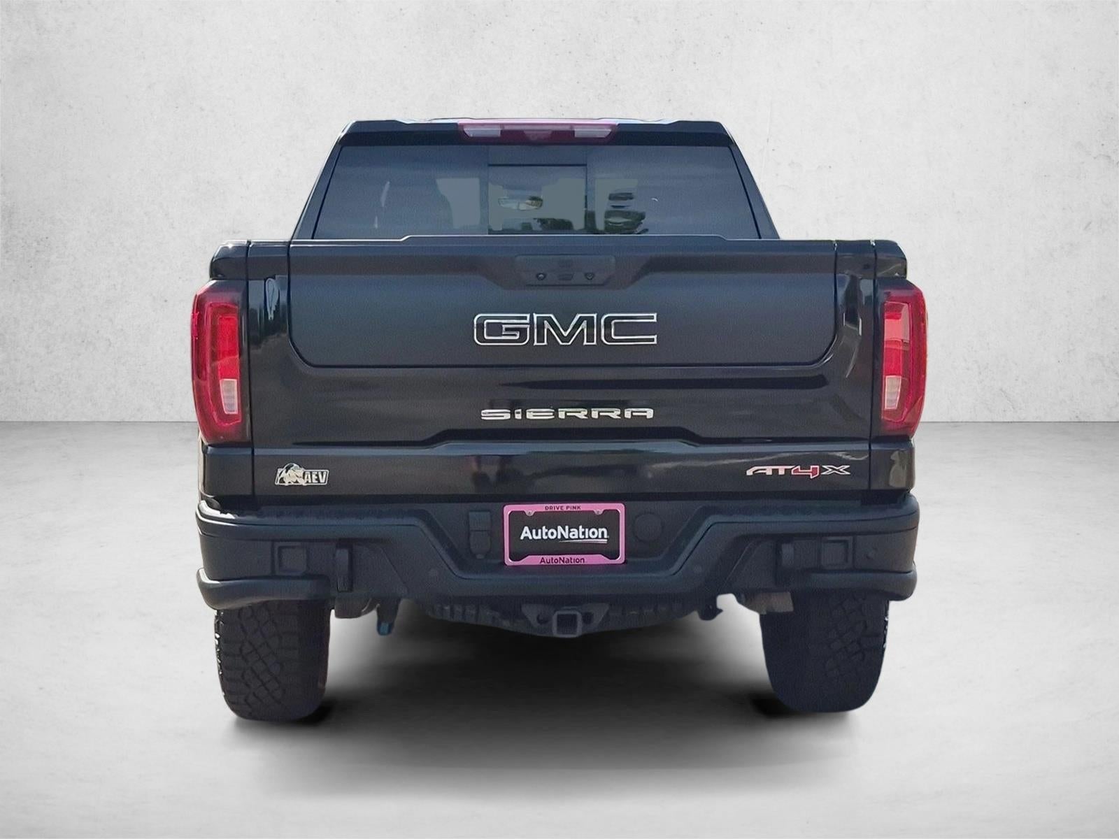2023 GMC Sierra 1500 AT4X