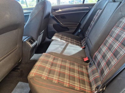 2018 Volkswagen Golf GTI S