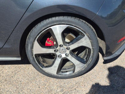 2018 Volkswagen Golf GTI S