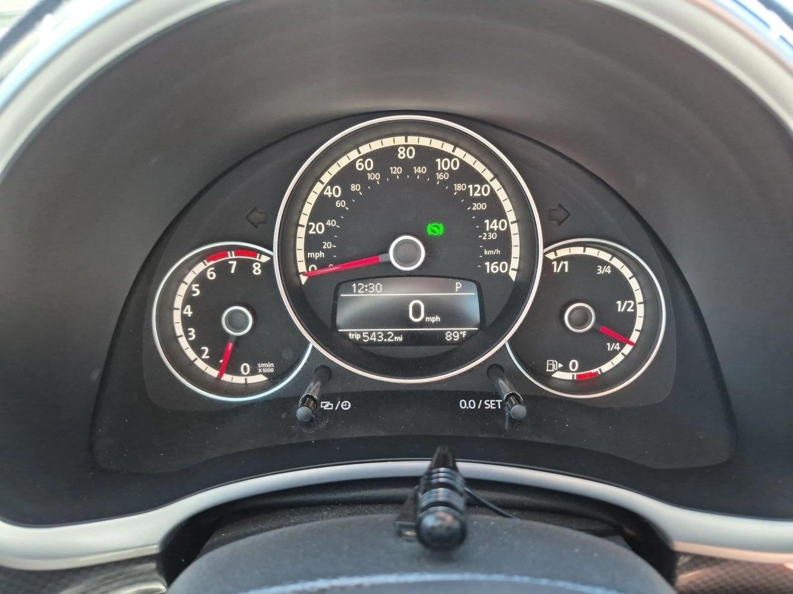 2013 Volkswagen Beetle Convertible 2.0T