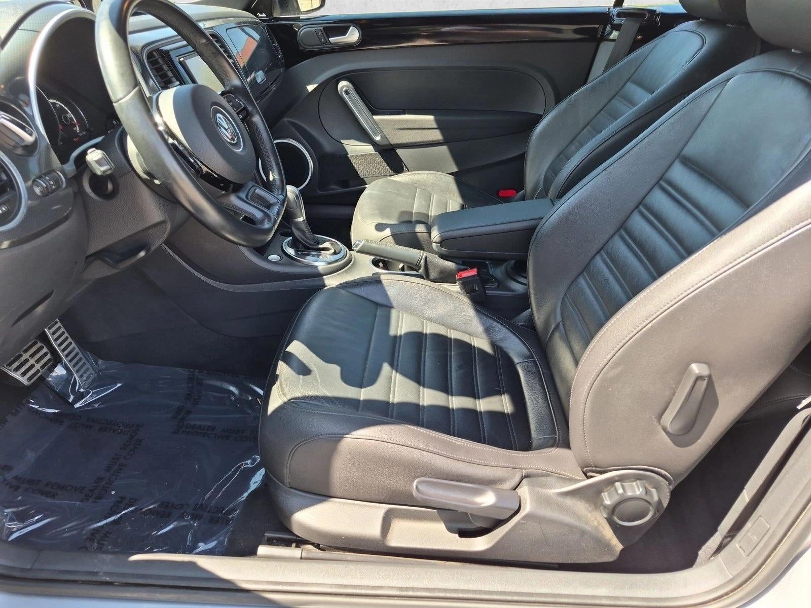 2013 Volkswagen Beetle Convertible 2.0T