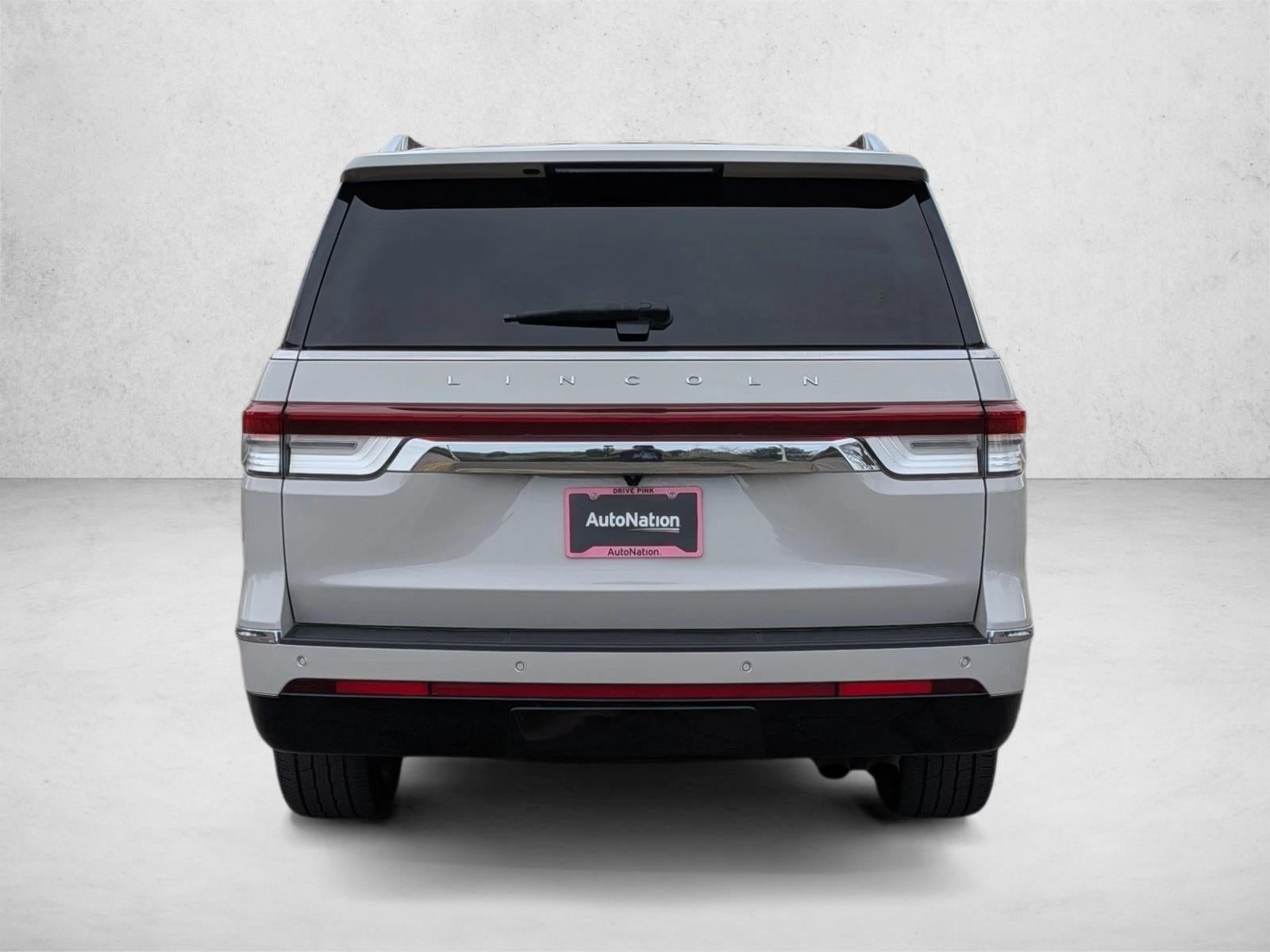 2024 Lincoln Navigator Premiere