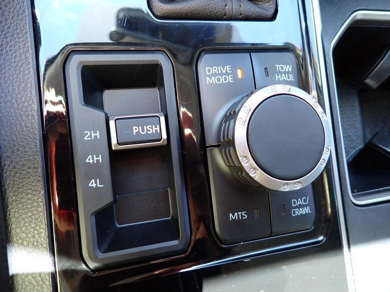 2023 Toyota Tundra 4WD SR5