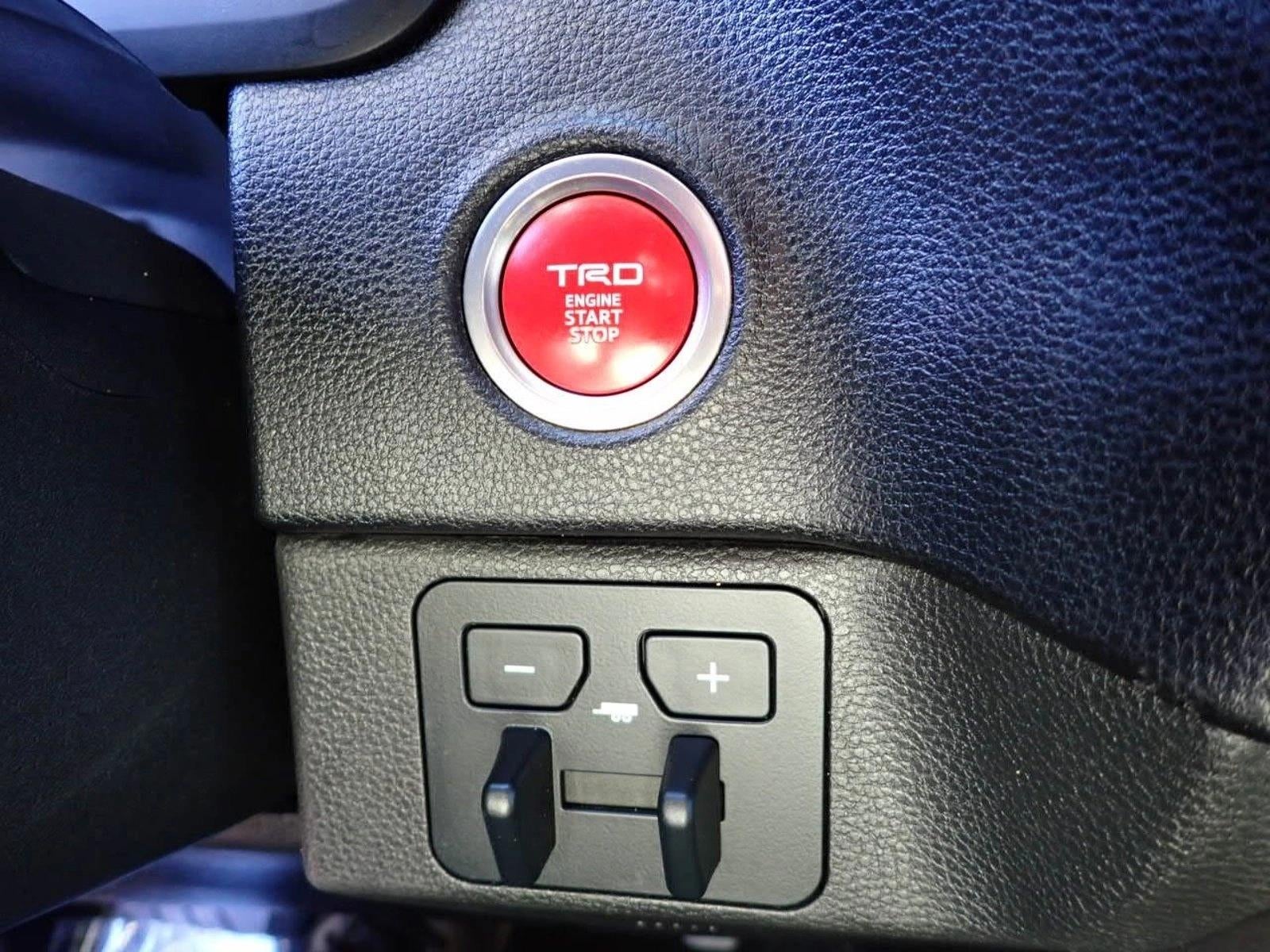 2023 Toyota Tundra 4WD SR5