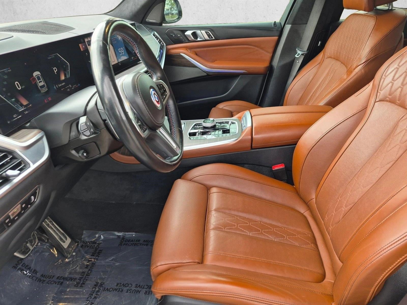 2023 BMW X7 M60i