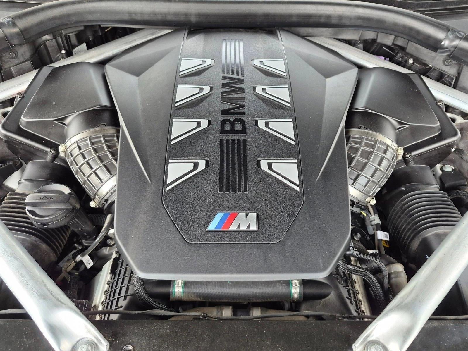 2023 BMW X7 M60i
