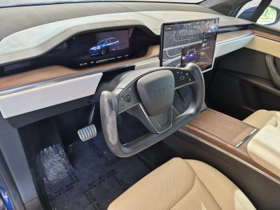 2022 Tesla Model X Base