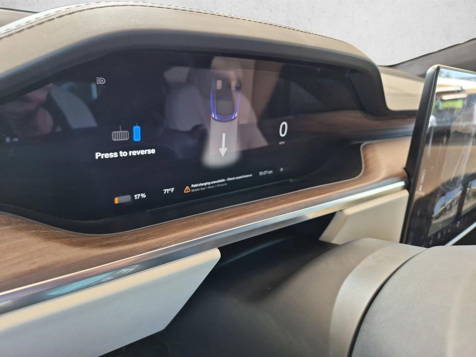 2022 Tesla Model X Base