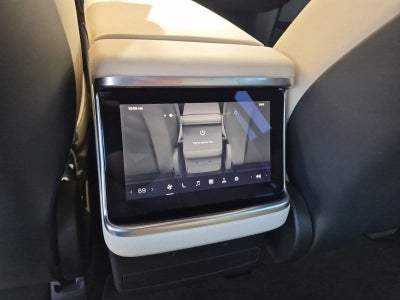 2022 Tesla Model X Base