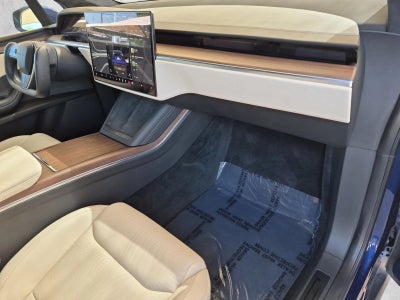 2022 Tesla Model X Base