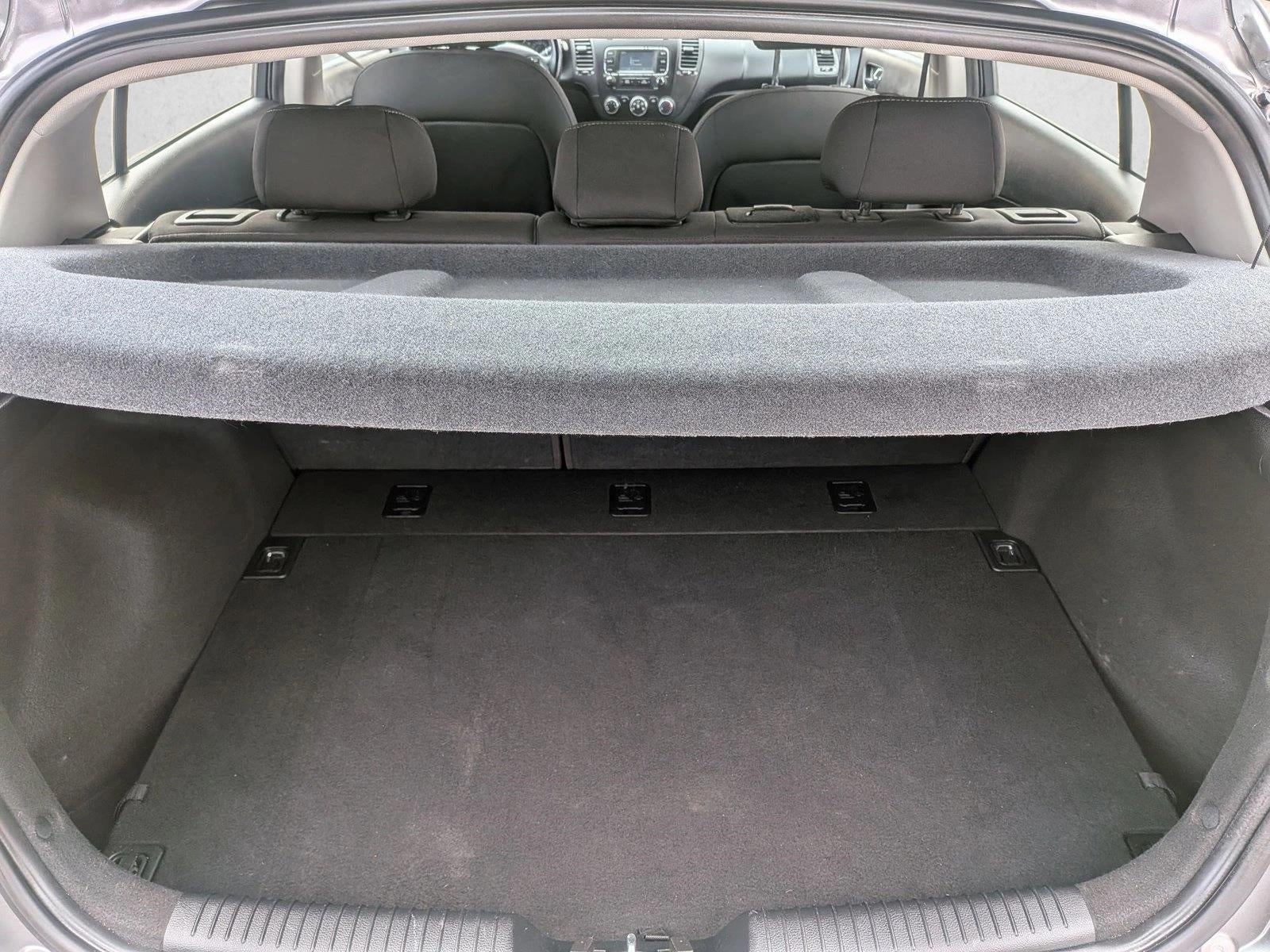 2016 Kia Forte 5-Door EX