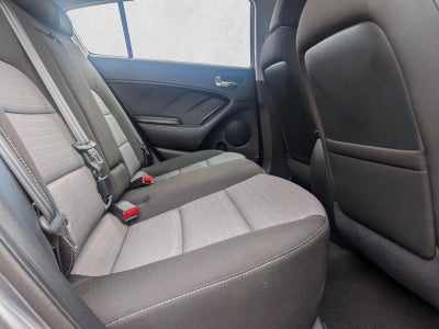 2016 Kia Forte 5-Door EX