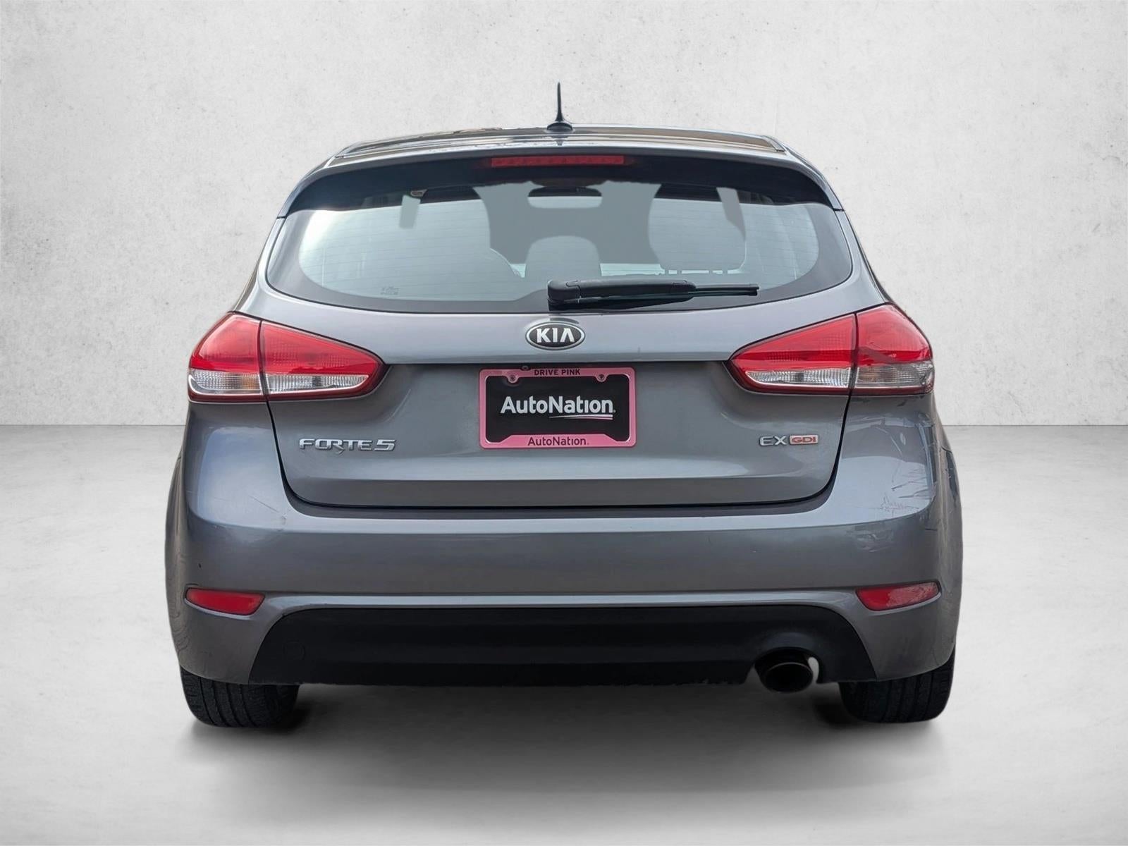 2016 Kia Forte 5-Door EX