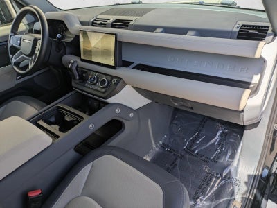 2023 Land Rover Defender 130 X-Dynamic SE