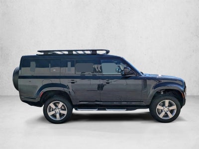 2023 Land Rover Defender 130 X-Dynamic SE