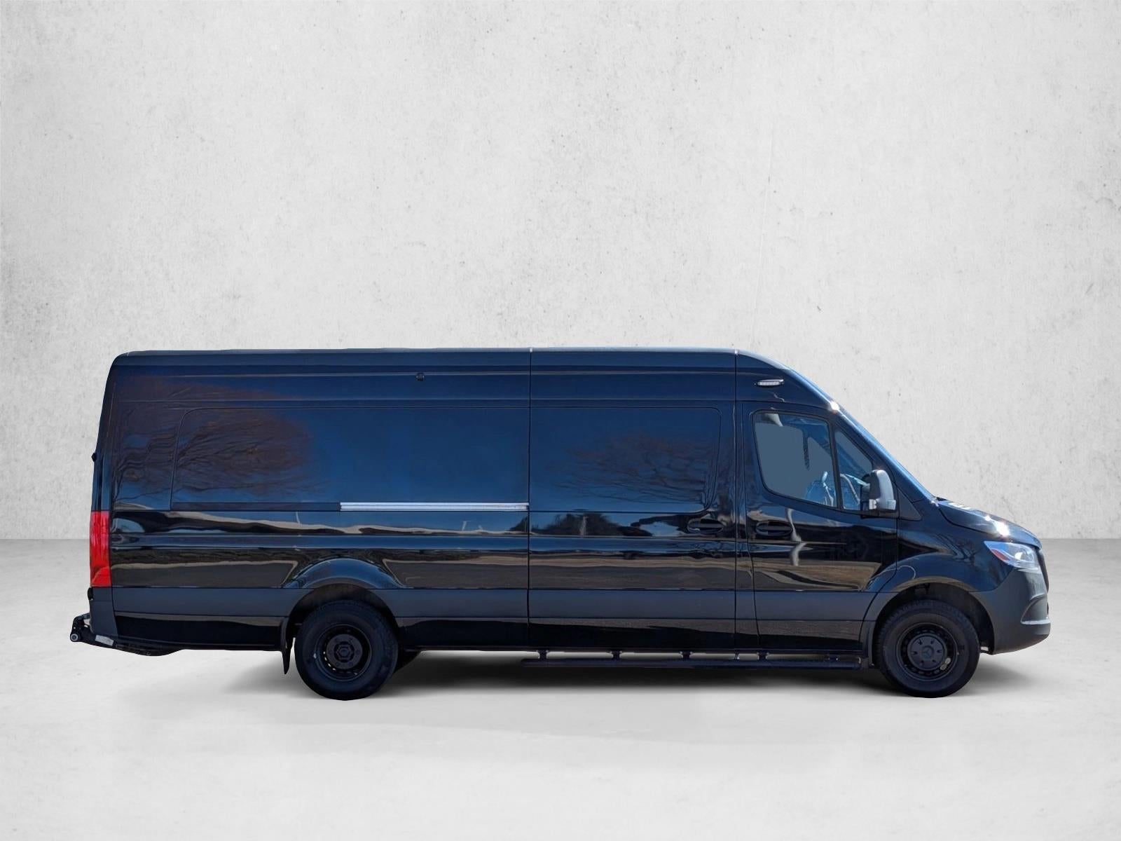 2021 Mercedes-Benz Sprinter Cargo Van Base