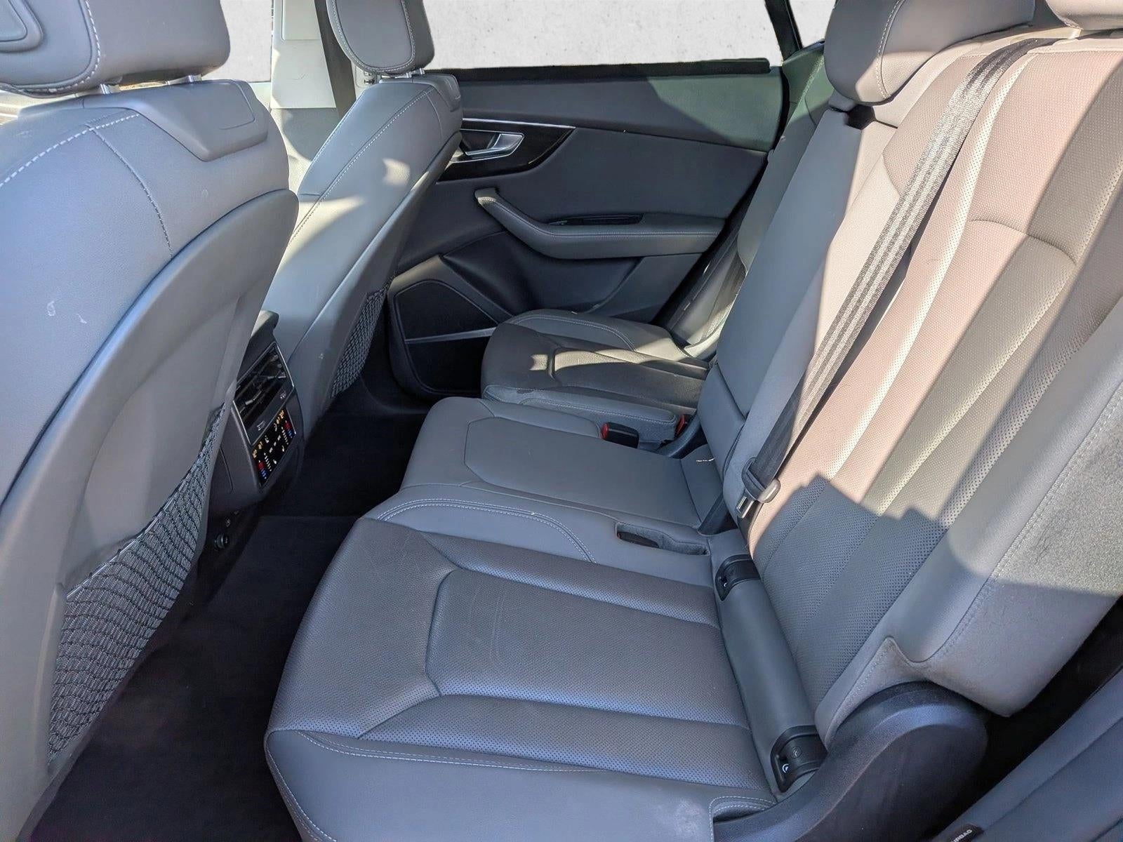 2022 Audi Q8 Premium Plus